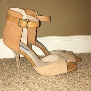 Steve Madden Tan and Nude Two Strap Heel